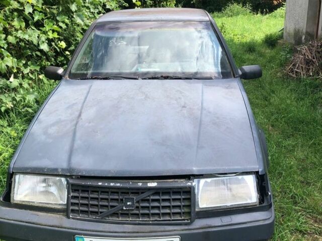 Синий Вольво 440, объемом двигателя 1.7 л и пробегом 3 тыс. км за 262 $, фото 1 на Automoto.ua