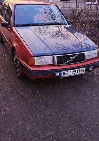Красный Вольво 460, объемом двигателя 1.72 л и пробегом 320 тыс. км за 1200 $, фото 1 на Automoto.ua
