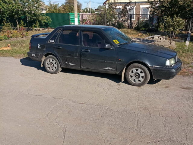 Вольво 460, объемом двигателя 1.7 л и пробегом 100 тыс. км за 1600 $, фото 1 на Automoto.ua