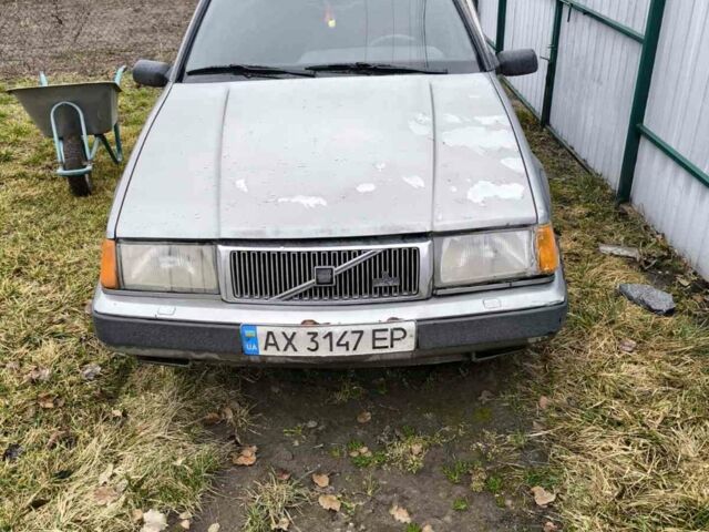 Сірий Вольво 460, об'ємом двигуна 1.8 л та пробігом 327 тис. км за 800 $, фото 1 на Automoto.ua