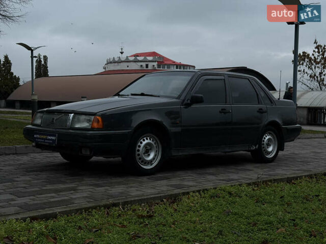 Серый Вольво 460, объемом двигателя 1.7 л и пробегом 233 тыс. км за 1100 $, фото 1 на Automoto.ua