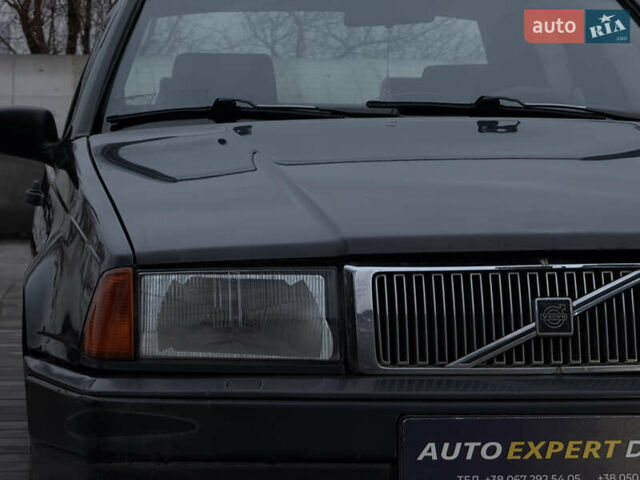 Серый Вольво 460, объемом двигателя 1.7 л и пробегом 232 тыс. км за 1200 $, фото 1 на Automoto.ua