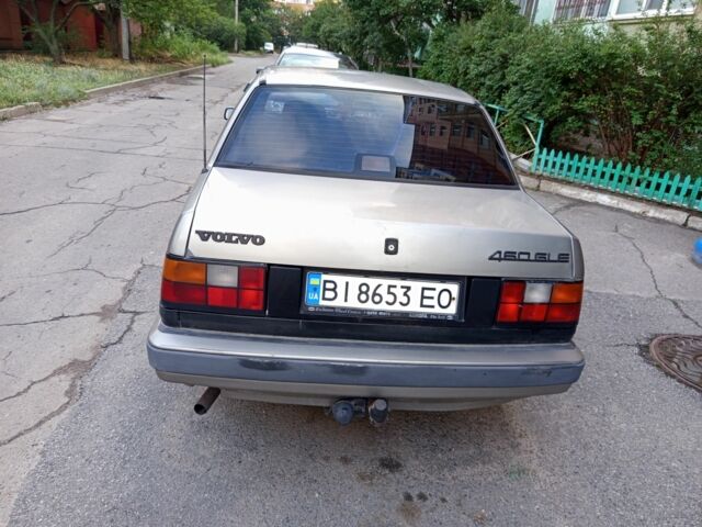 Серый Вольво 460, объемом двигателя 1.7 л и пробегом 260 тыс. км за 1300 $, фото 1 на Automoto.ua