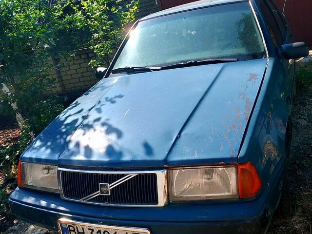 Синий Вольво 460, объемом двигателя 1.7 л и пробегом 0 тыс. км за 800 $, фото 1 на Automoto.ua