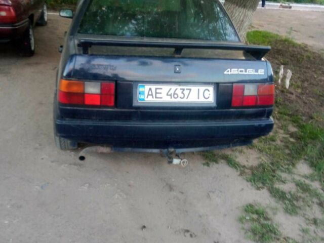 Синий Вольво 460, объемом двигателя 0 л и пробегом 20 тыс. км за 565 $, фото 1 на Automoto.ua