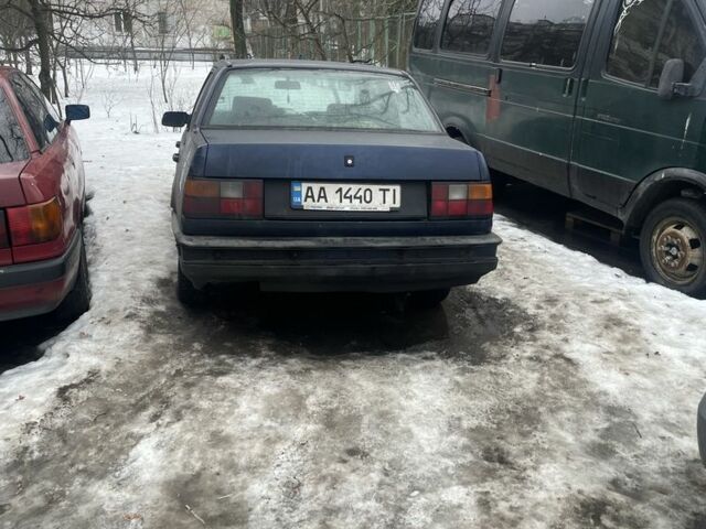 Синий Вольво 460, объемом двигателя 1.7 л и пробегом 370 тыс. км за 850 $, фото 1 на Automoto.ua