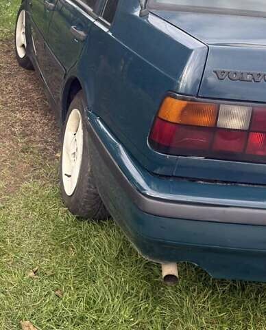 Зеленый Вольво 460, объемом двигателя 1.8 л и пробегом 220 тыс. км за 1500 $, фото 1 на Automoto.ua