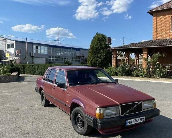 Красный Вольво 740, объемом двигателя 2.3 л и пробегом 450 тыс. км за 1090 $, фото 1 на Automoto.ua