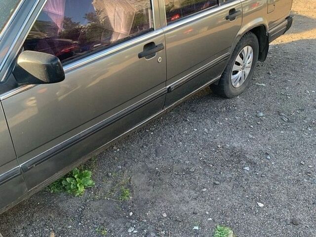 Сірий Вольво 740, об'ємом двигуна 2.3 л та пробігом 300 тис. км за 1600 $, фото 1 на Automoto.ua