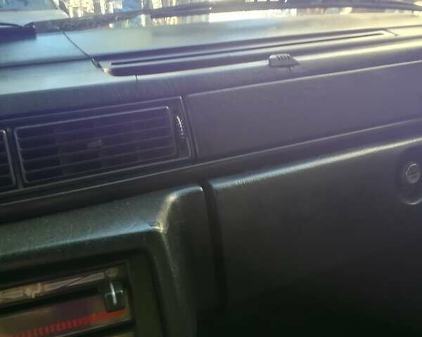 Серый Вольво 740, объемом двигателя 2.3 л и пробегом 900 тыс. км за 2300 $, фото 1 на Automoto.ua