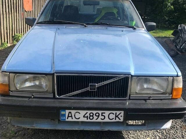 Синій Вольво 740, об'ємом двигуна 2.3 л та пробігом 448 тис. км за 1300 $, фото 1 на Automoto.ua
