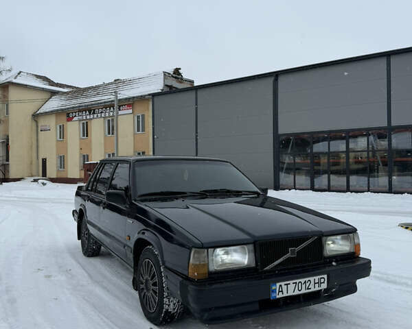 Синій Вольво 740, об'ємом двигуна 2.32 л та пробігом 285 тис. км за 1999 $, фото 1 на Automoto.ua