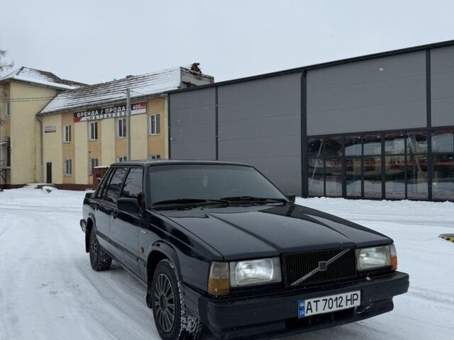 Синий Вольво 740, объемом двигателя 2.3 л и пробегом 285 тыс. км за 1450 $, фото 1 на Automoto.ua