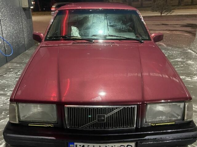 Красный Вольво 744, объемом двигателя 0 л и пробегом 3 тыс. км за 1000 $, фото 1 на Automoto.ua
