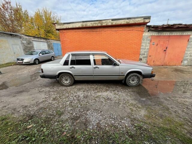 Серый Вольво 745, объемом двигателя 2.4 л и пробегом 3 тыс. км за 1187 $, фото 1 на Automoto.ua