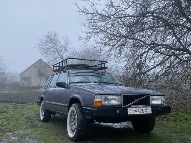 Серый Вольво 760, объемом двигателя 2.5 л и пробегом 400 тыс. км за 2000 $, фото 1 на Automoto.ua