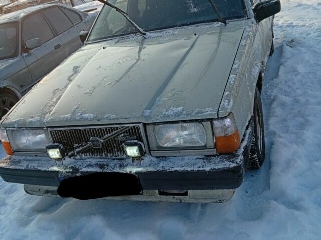 Сірий Вольво 760, об'ємом двигуна 2 л та пробігом 300 тис. км за 1500 $, фото 1 на Automoto.ua