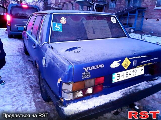 Синій Вольво 760, об'ємом двигуна 2.4 л та пробігом 0 тис. км за 900 $, фото 1 на Automoto.ua