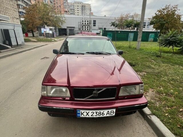 Красный Вольво 850, объемом двигателя 2.4 л и пробегом 1000 тыс. км за 2500 $, фото 1 на Automoto.ua