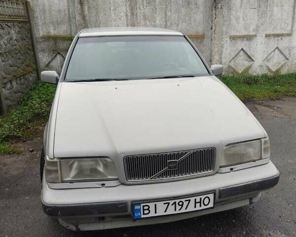 Серый Вольво 850, объемом двигателя 2.4 л и пробегом 350 тыс. км за 2200 $, фото 1 на Automoto.ua