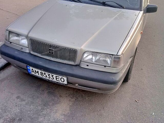 Зелений Вольво 850, об'ємом двигуна 2.4 л та пробігом 460 тис. км за 1600 $, фото 1 на Automoto.ua