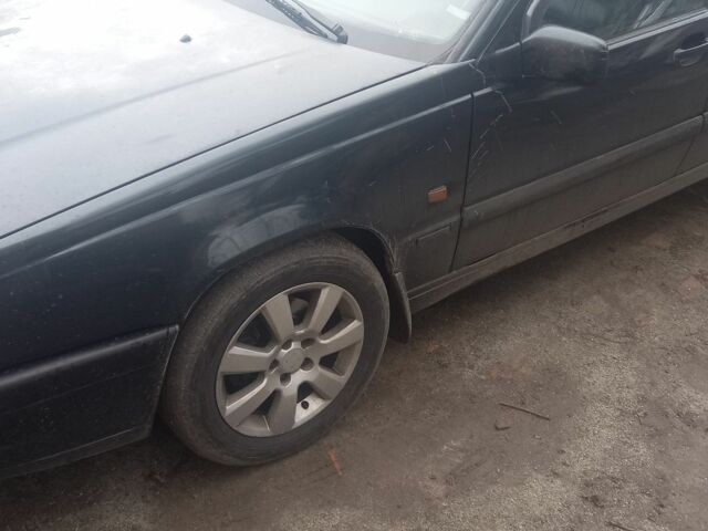 Зеленый Вольво 850, объемом двигателя 2 л и пробегом 3 тыс. км за 1900 $, фото 1 на Automoto.ua