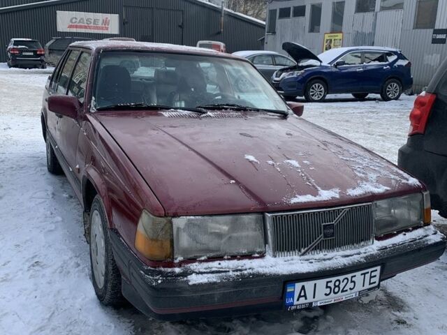 Червоний Вольво 940, об'ємом двигуна 2.3 л та пробігом 215 тис. км за 3000 $, фото 1 на Automoto.ua