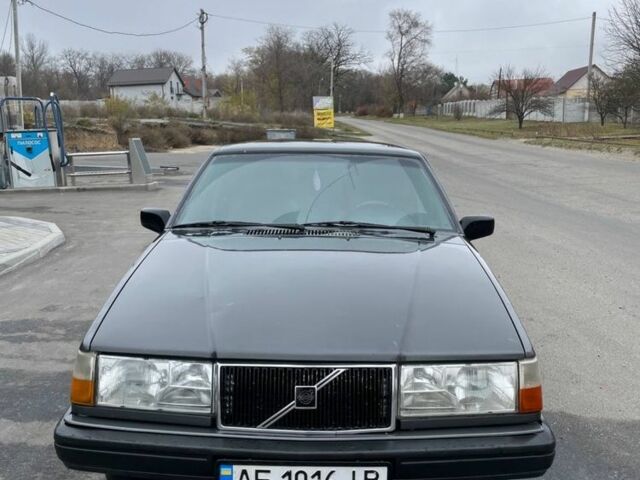 Сірий Вольво 940, об'ємом двигуна 2.3 л та пробігом 400 тис. км за 1000 $, фото 1 на Automoto.ua