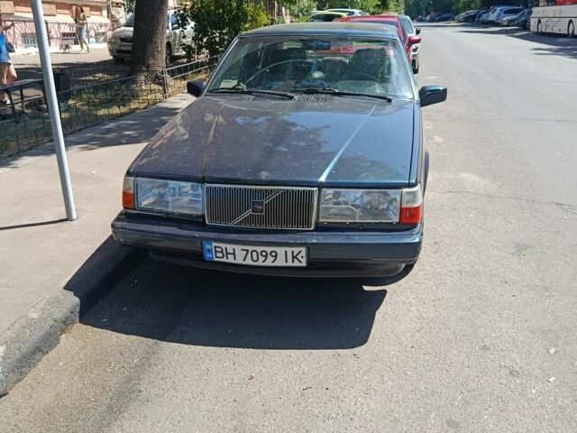 Зеленый Вольво 940, объемом двигателя 2.3 л и пробегом 660 тыс. км за 1350 $, фото 1 на Automoto.ua