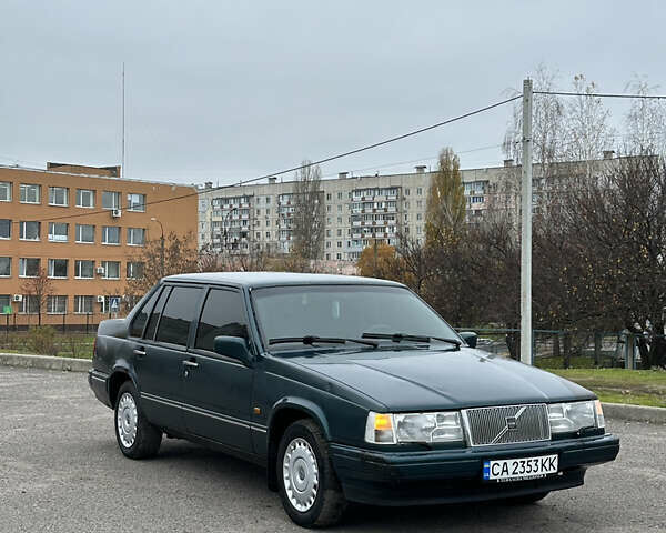 Зеленый Вольво 940, объемом двигателя 2.3 л и пробегом 570 тыс. км за 1800 $, фото 1 на Automoto.ua