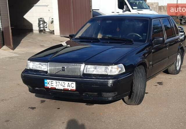Чорний Вольво 960, об'ємом двигуна 2.92 л та пробігом 250 тис. км за 3200 $, фото 1 на Automoto.ua