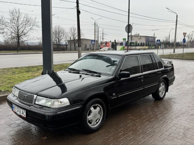 Чорний Вольво 960, об'ємом двигуна 2.9 л та пробігом 250 тис. км за 2200 $, фото 1 на Automoto.ua