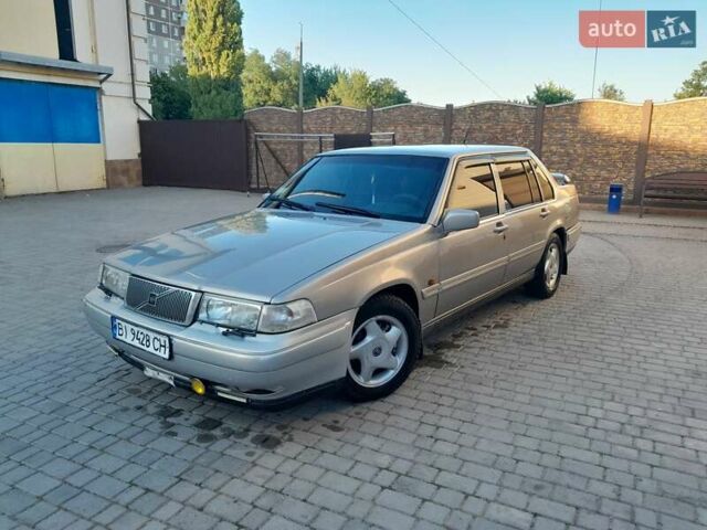 Серый Вольво 960, объемом двигателя 2.92 л и пробегом 244 тыс. км за 2900 $, фото 1 на Automoto.ua