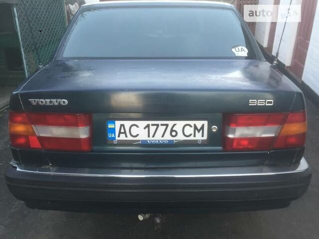 Зеленый Вольво 960, объемом двигателя 3 л и пробегом 368 тыс. км за 2000 $, фото 1 на Automoto.ua