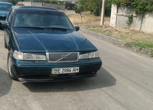 Зелений Вольво 960, об'ємом двигуна 3 л та пробігом 2 тис. км за 1649 $, фото 1 на Automoto.ua