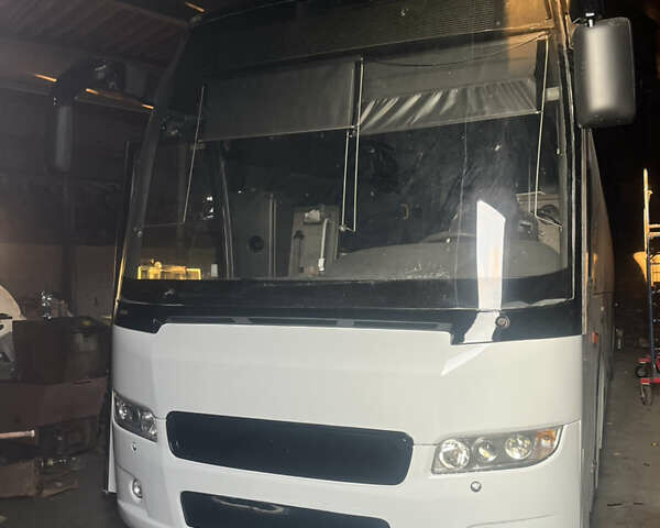 Вольво 9700, объемом двигателя 12 л и пробегом 1 тыс. км за 90000 $, фото 1 на Automoto.ua