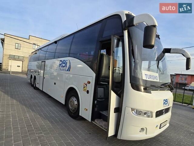 Белый Вольво Б12, объемом двигателя 12 л и пробегом 140 тыс. км за 69500 $, фото 1 на Automoto.ua