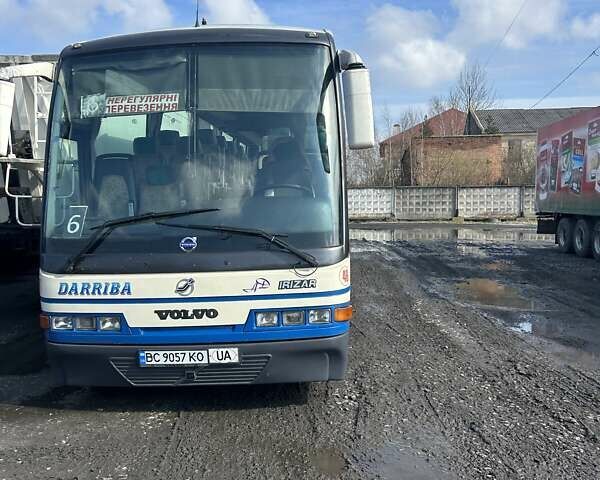 Сірий Вольво Б12, об'ємом двигуна 12 л та пробігом 950 тис. км за 9500 $, фото 1 на Automoto.ua