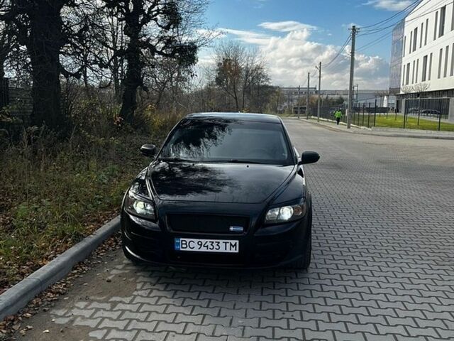 Чорний Вольво C30, об'ємом двигуна 1.6 л та пробігом 350 тис. км за 4400 $, фото 1 на Automoto.ua