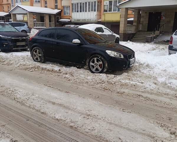 Чорний Вольво C30, об'ємом двигуна 1.56 л та пробігом 288 тис. км за 7200 $, фото 1 на Automoto.ua