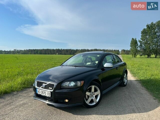 Чорний Вольво C30, об'ємом двигуна 1.6 л та пробігом 139 тис. км за 7400 $, фото 1 на Automoto.ua