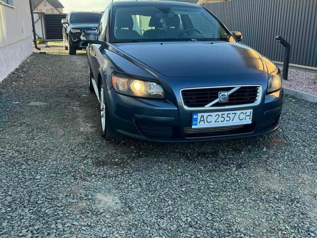 Сірий Вольво C30, об'ємом двигуна 2 л та пробігом 370 тис. км за 3900 $, фото 1 на Automoto.ua