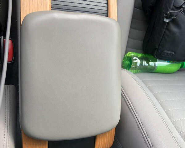 Сірий Вольво C30, об'ємом двигуна 2.4 л та пробігом 238 тис. км за 7800 $, фото 1 на Automoto.ua