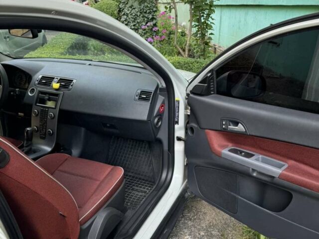 Сірий Вольво C30, об'ємом двигуна 1.6 л та пробігом 235 тис. км за 6300 $, фото 1 на Automoto.ua