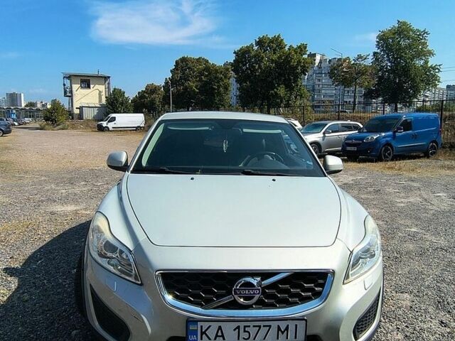 Сірий Вольво C30, об'ємом двигуна 2 л та пробігом 235 тис. км за 6200 $, фото 1 на Automoto.ua