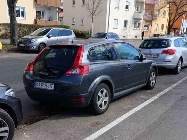 Сірий Вольво C30, об'ємом двигуна 1.6 л та пробігом 295 тис. км за 5000 $, фото 1 на Automoto.ua