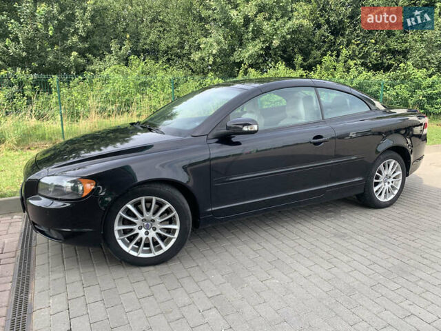 Чорний Вольво C70, об'ємом двигуна 2.4 л та пробігом 245 тис. км за 7500 $, фото 1 на Automoto.ua