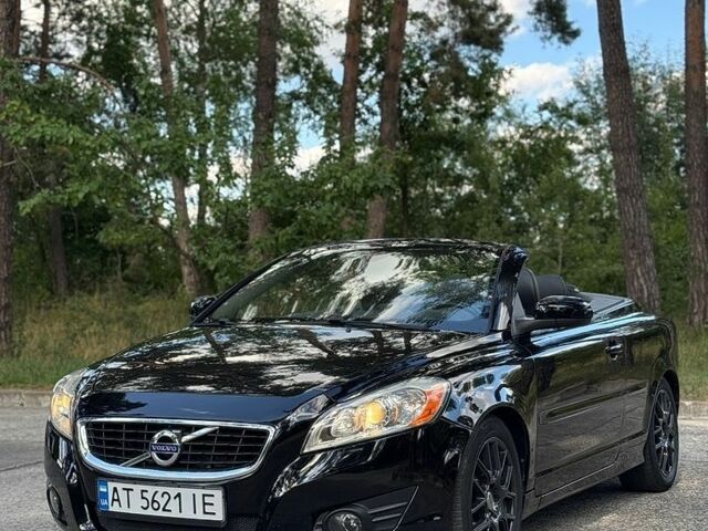 Чорний Вольво C70, об'ємом двигуна 2.52 л та пробігом 188 тис. км за 11500 $, фото 1 на Automoto.ua