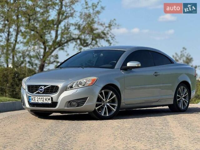 Сірий Вольво C70, об'ємом двигуна 2.52 л та пробігом 80 тис. км за 15100 $, фото 1 на Automoto.ua