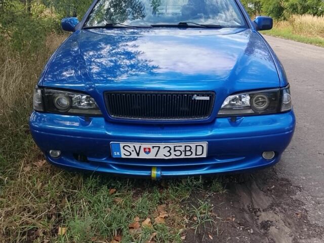 Синий Вольво Ц70, объемом двигателя 2 л и пробегом 200 тыс. км за 3640 $, фото 1 на Automoto.ua
